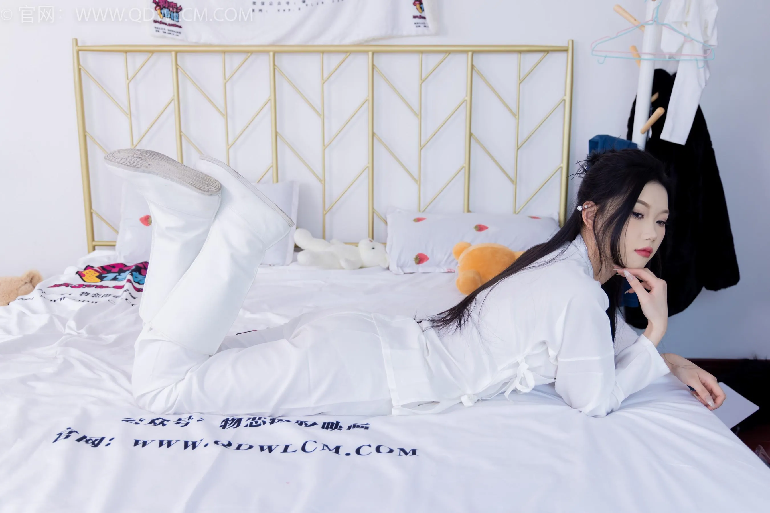 物恋传媒 NO.1586 小竹-纯白小仙女 [187P]插图2